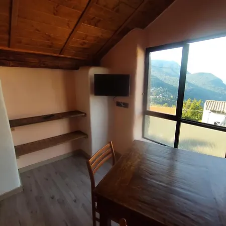 Bed & Breakfast Casa Tarcisio Faggeto Lario